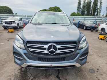 Luxury Awaits: 2017 Mercedes-Benz GLE 350 – Loaded