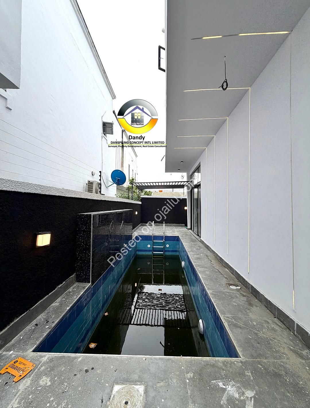 Splash Into Serenity: 5-Bed Ikota Duplex + Pool