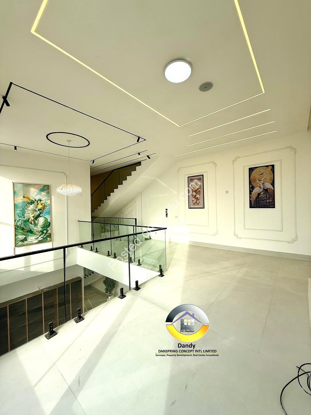 Live Royally: 5-Bed Lekki Duplex With Cinema & Pool