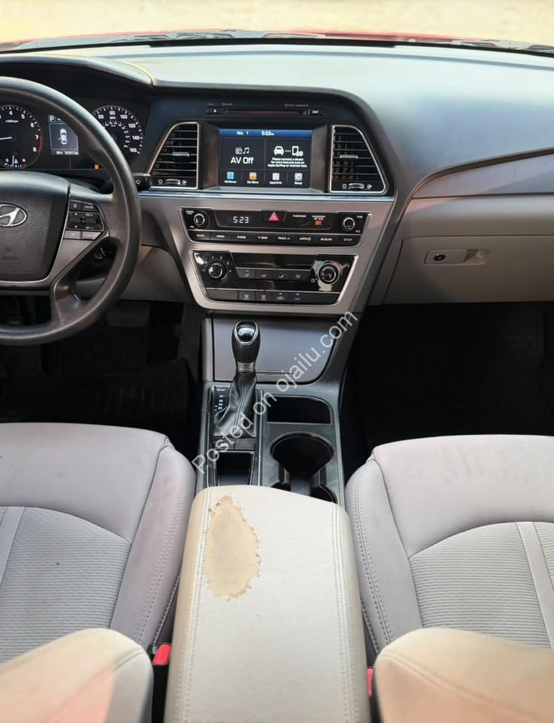 2017 Hyundai Sonata: Pristine Local Used with Apple CarPlay