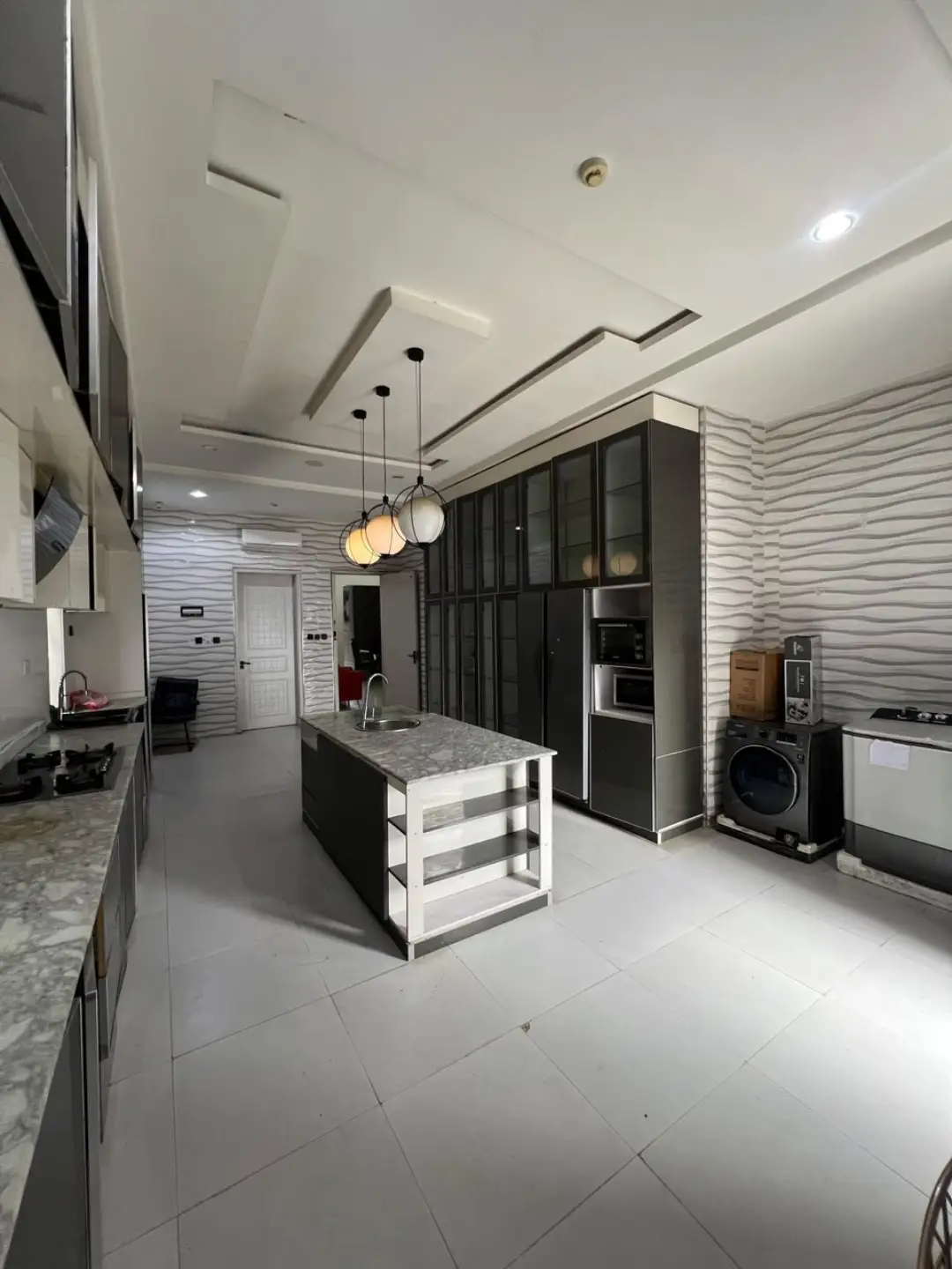 Spacious 5-Bed Duplex in MegaMound Estate – Yours to Lease
