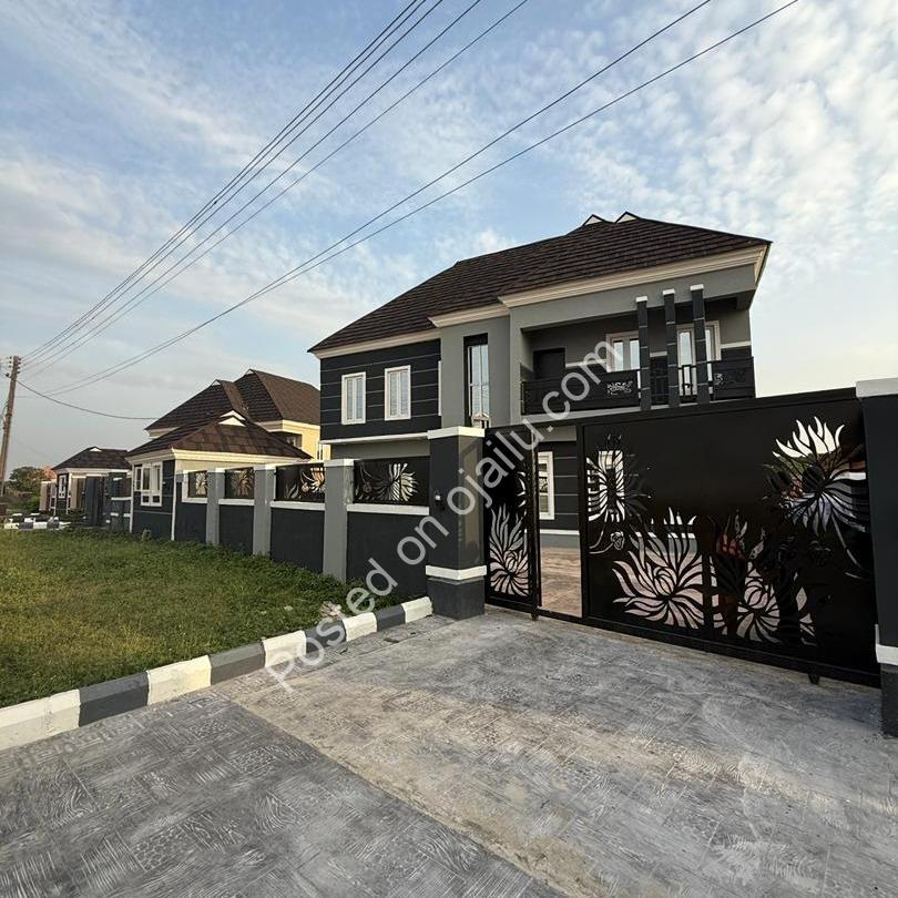 Elegant 5-Bed Duplex + BQ in Coveted Akobo Estate
