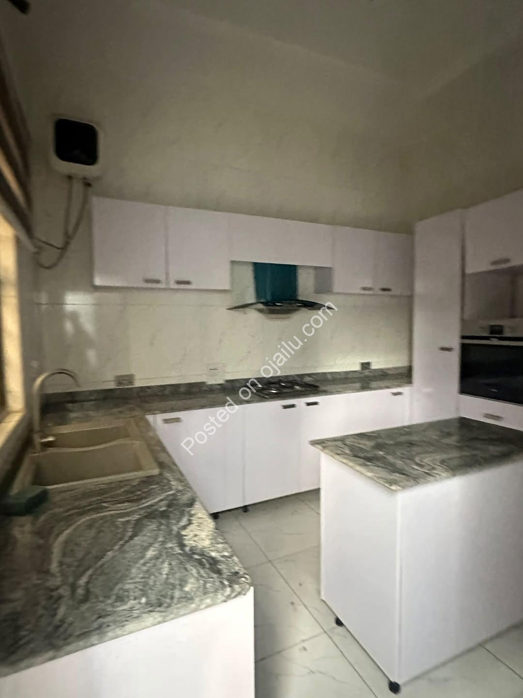 Exquisite 4-Bed Terrace Duplex in Ikota GRA