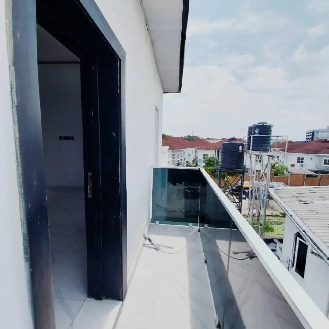 6-Bed Chevron Duplex with Pool & Sprawling Compound