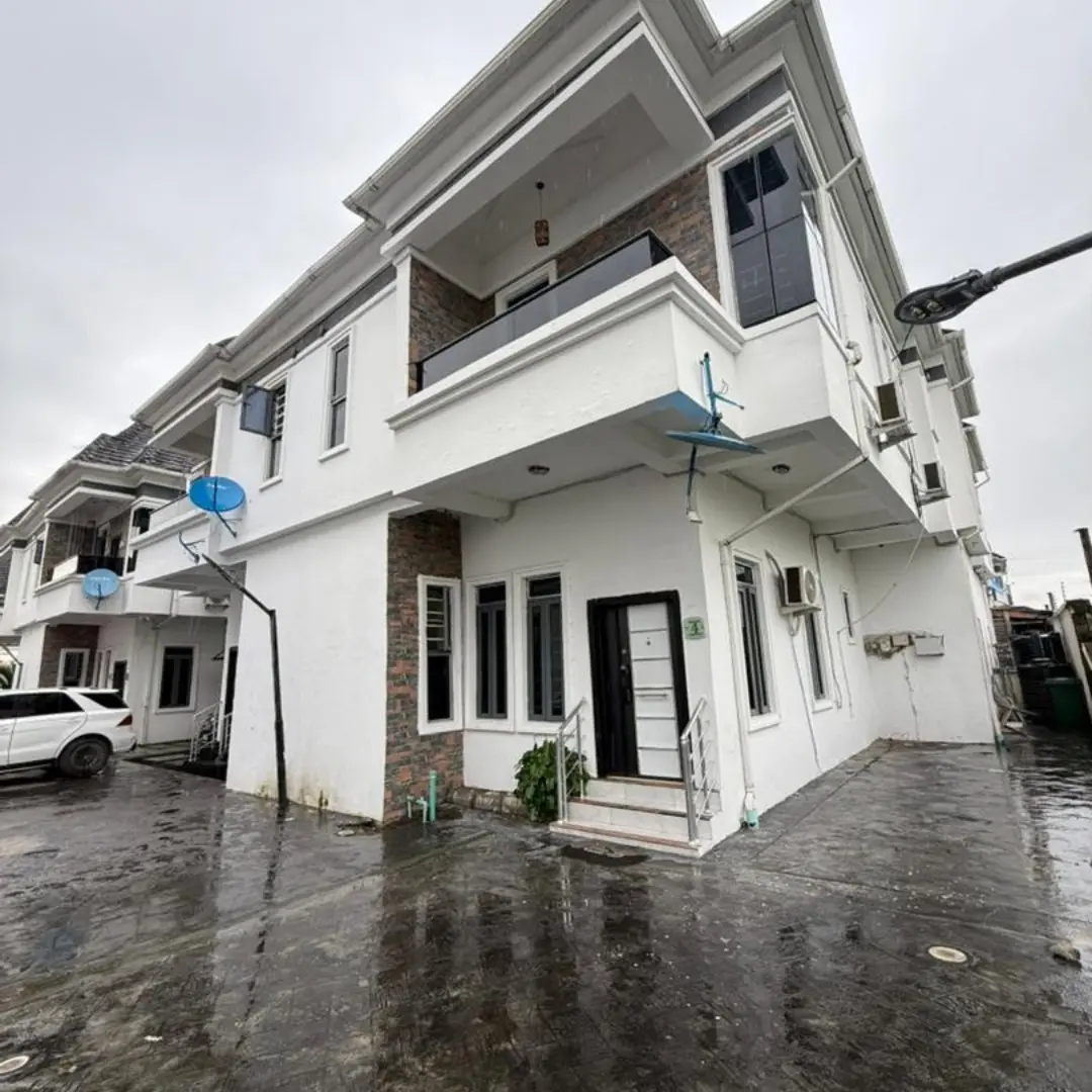 Move-In Ready 4-Bed Terrace Duplex in Lekki