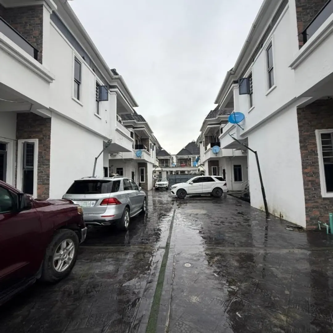 Move-In Ready 4-Bed Terrace Duplex in Lekki