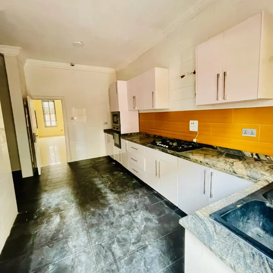 Oniru 4-Bed Terrace Duplex with BQ – Estate Living Redefined