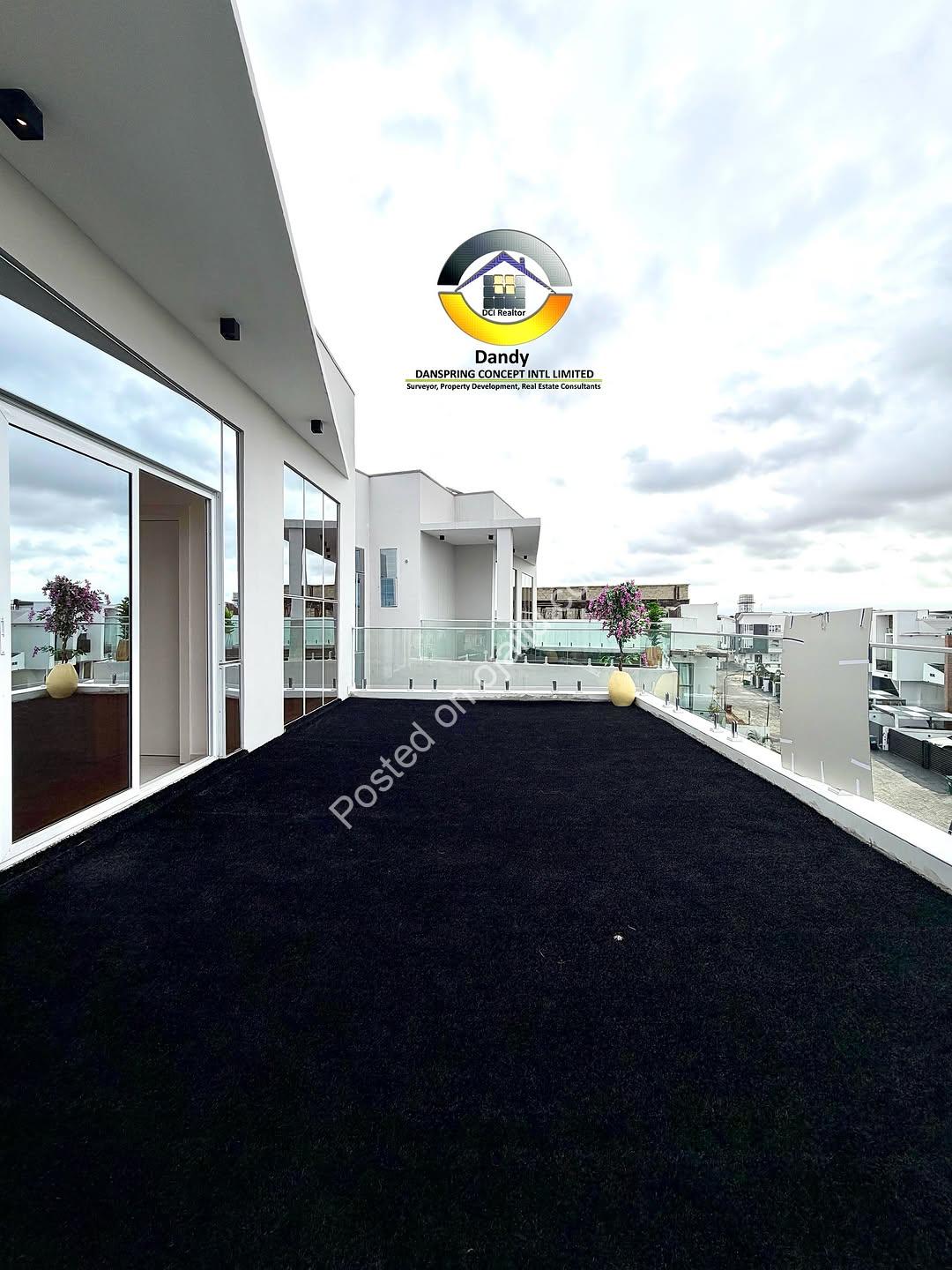 Smart 5-Bedroom Chevron Lekki Duplex with Cinema & Pool