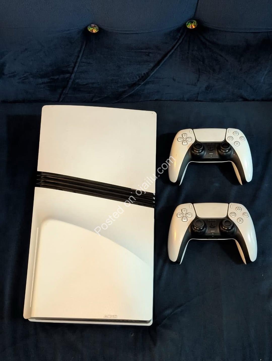 PS5 Pro 2TB Bundle: 2 Pads, 5 Blockbuster Games