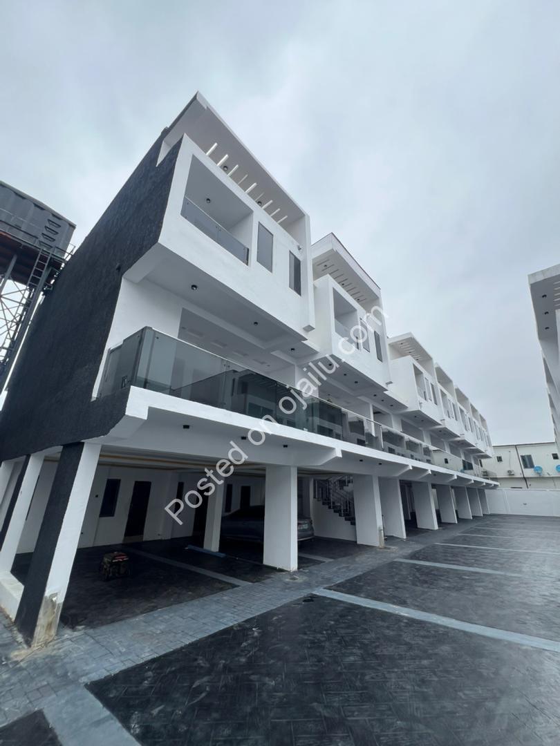 Spacious 3-Bed Terrace + 2 BQs in Serviced Orchid Estate