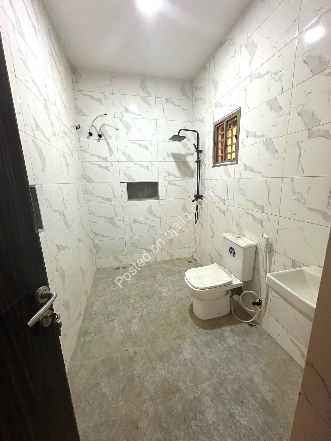Brand-New 4BR Terrace Duplex + BQ in Serene Lifecamp