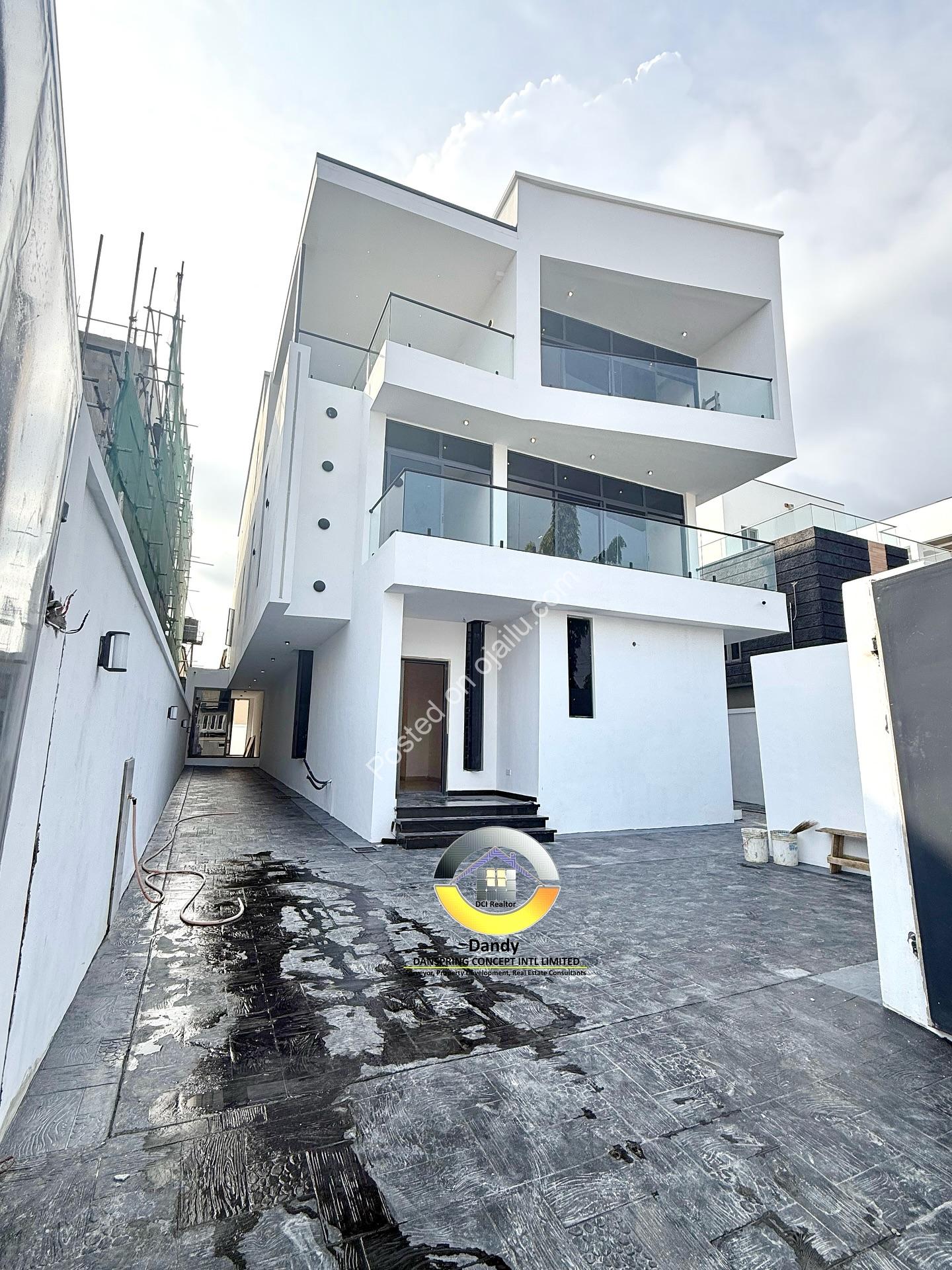 Pool-View Living Room in Lekki’s 5-Bedroom Dream Home
