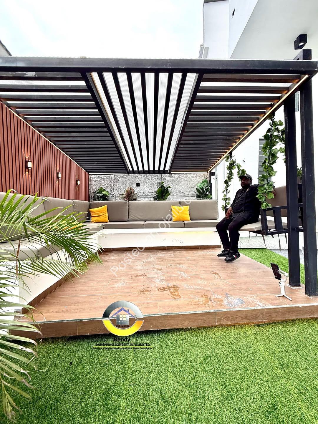 Smart 5-Bed Lekki Duplex with Pool & Gazebo