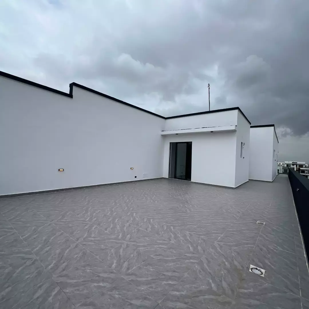 5-Bed Ikate Duplex: Private Pool, Cinema & Pure Style