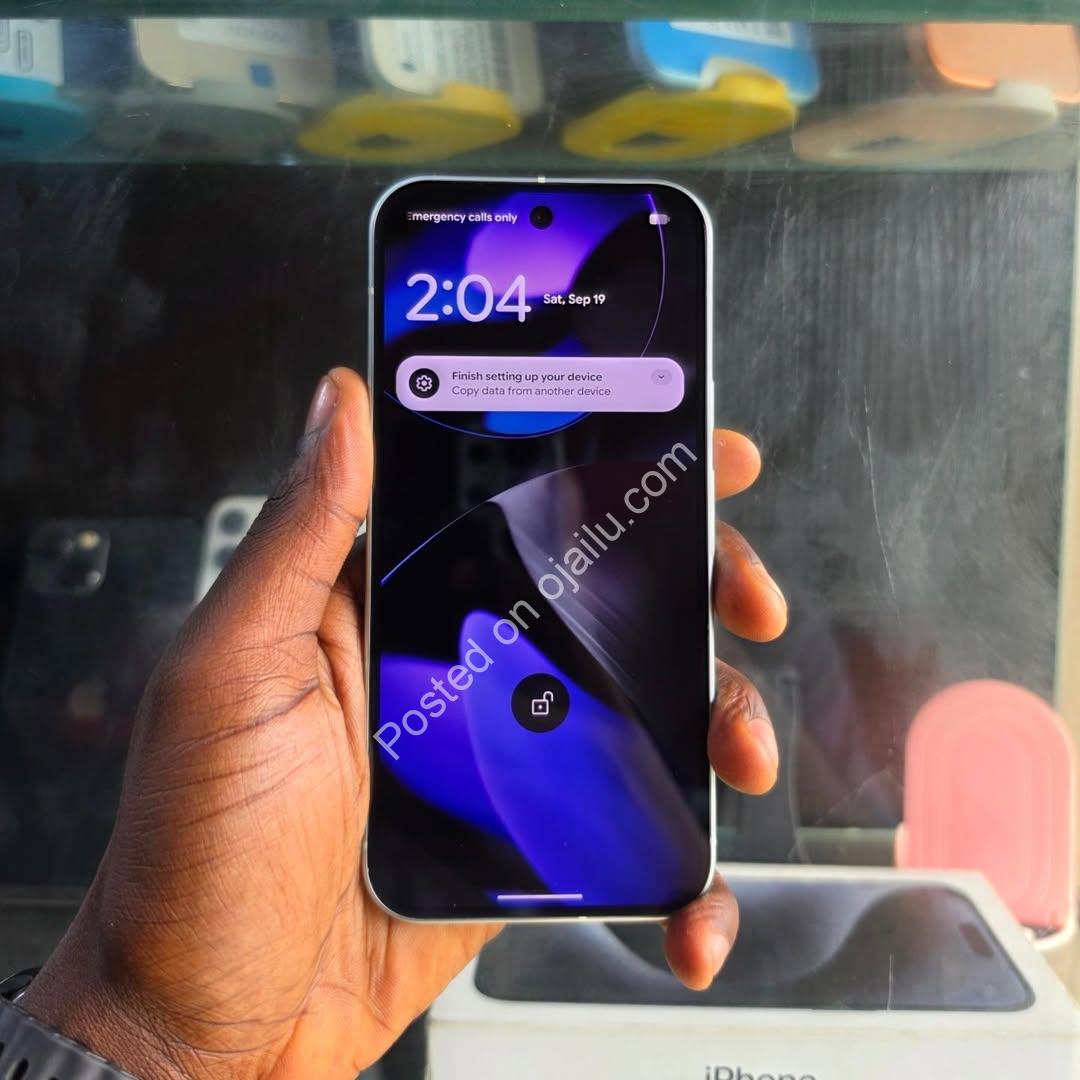 Pixel 9 256GB + 12GB RAM Green UK Used – 100% Battery & Free Screen Guard