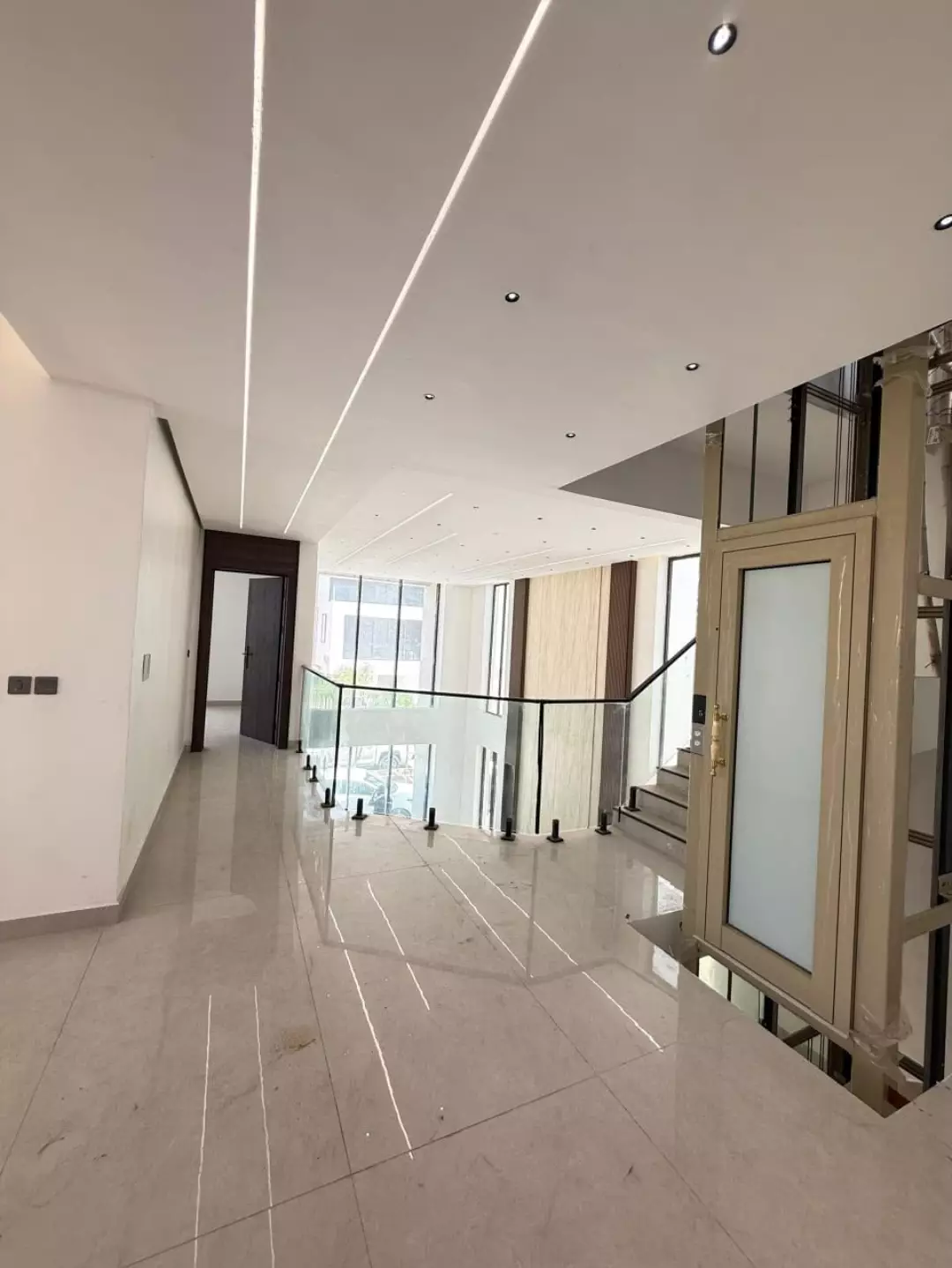 6-Bedroom Smart Villa with Cinema & Elevator in Lekki