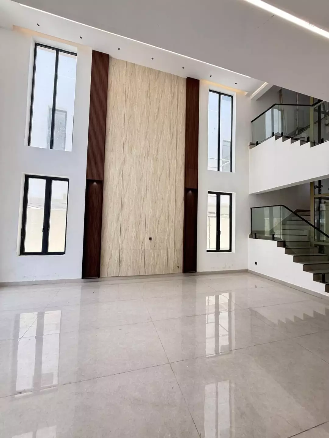 6-Bedroom Smart Villa with Cinema & Elevator in Lekki