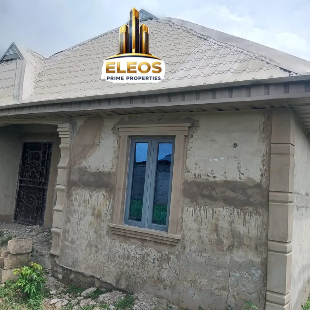 Spacious 3-Bedroom Flat on Full Plot in Pakuro Lotto