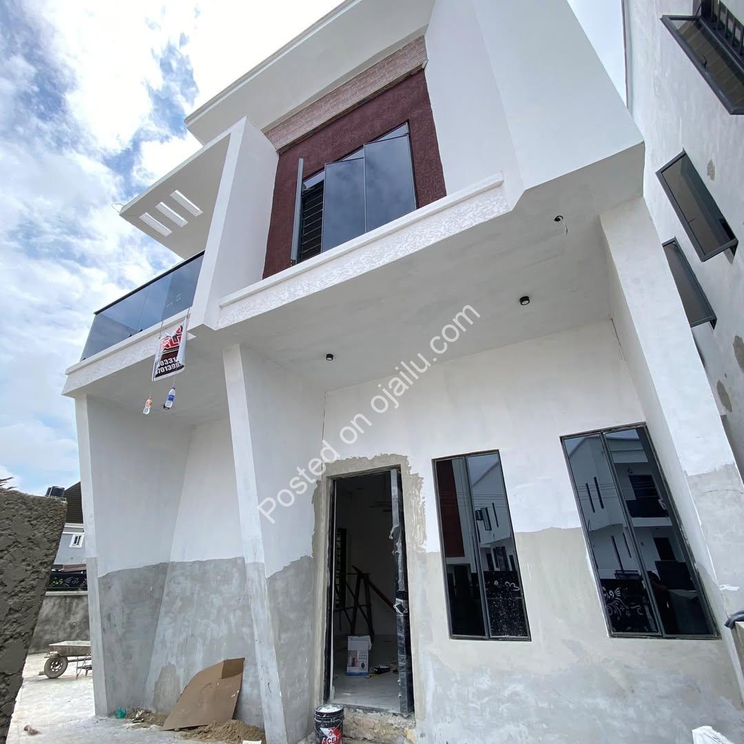 Newly Built 4-Bedroom Ensuite Duplex in Sangotedo