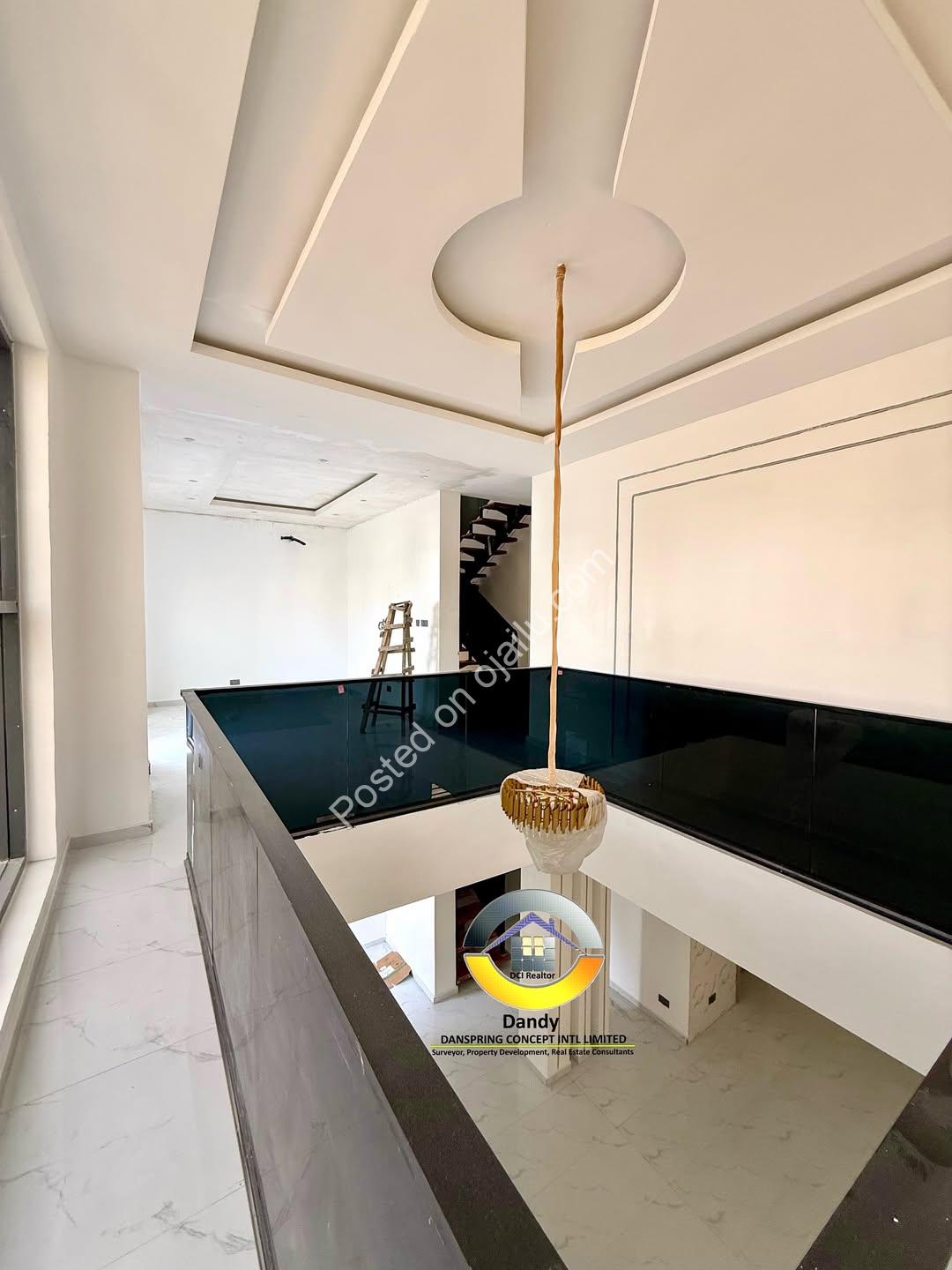 Chevron Lekki: 4-Bed Duplex + Pool, Fully Ensuite