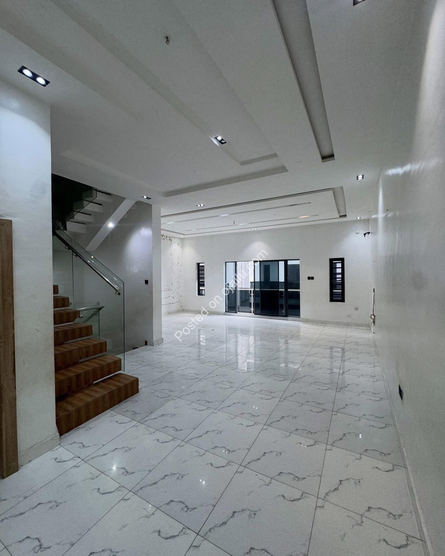 Stunning 4-Bed Terrace Duplex in Gated Port Harcourt Estate
