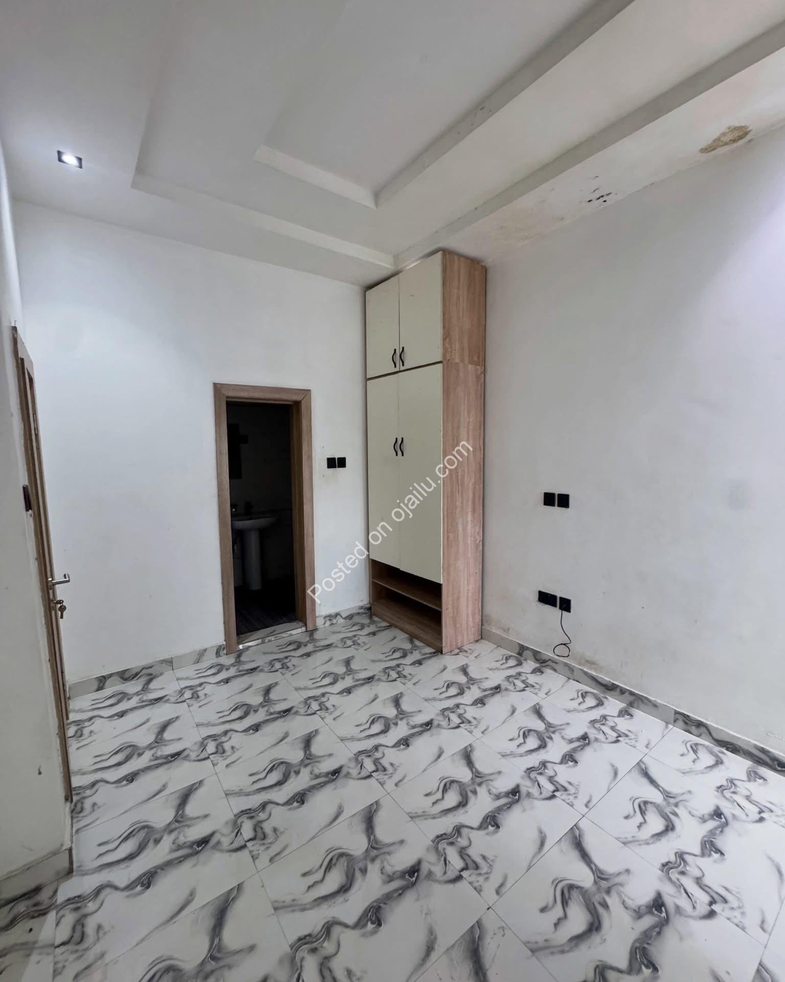 Stunning 4-Bed Terrace Duplex in Gated Port Harcourt Estate