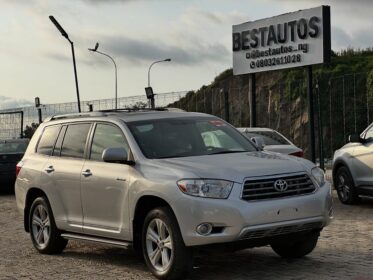 2010 Toyota Highlander: Flexible Payment Plan Awaits!