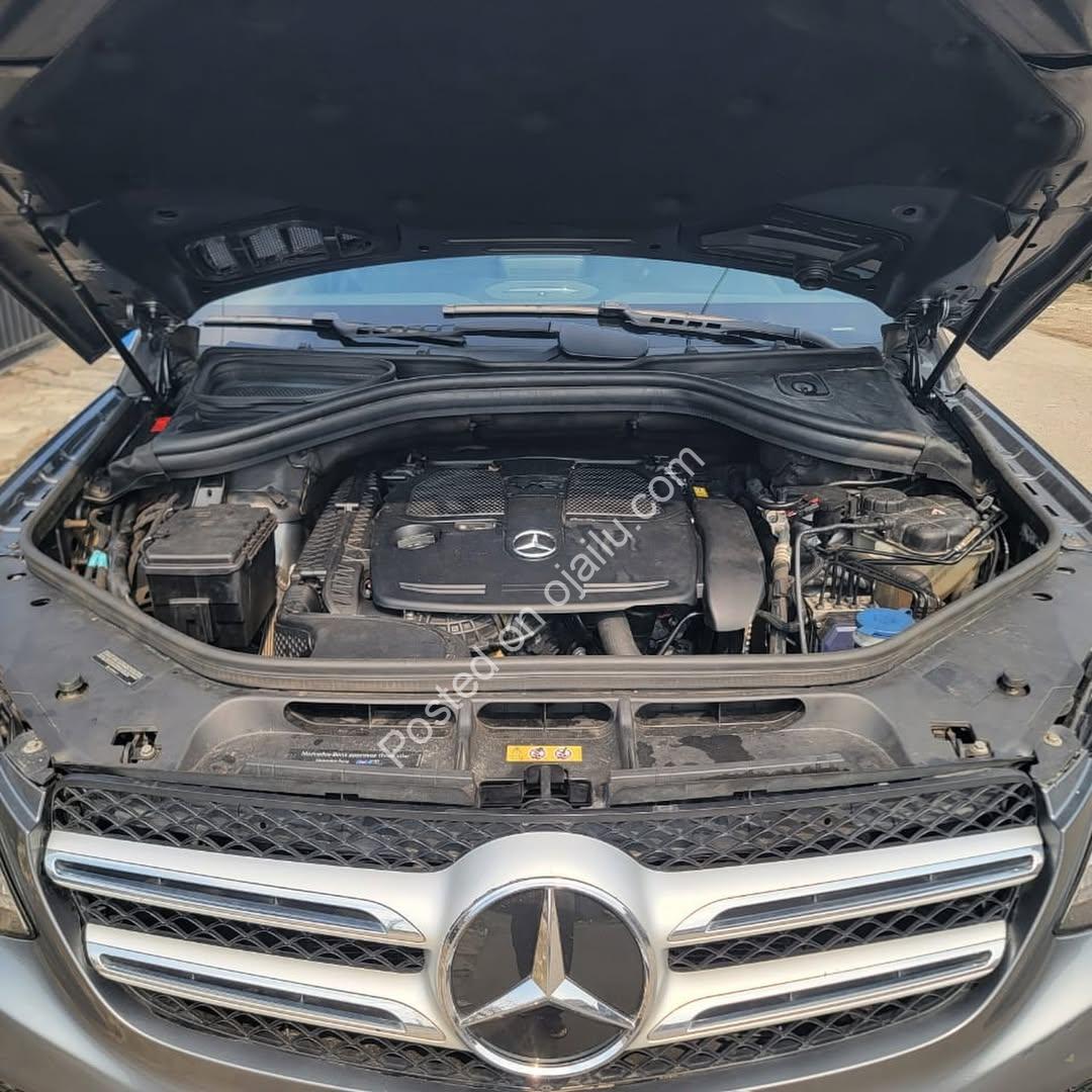 2018 Mercedes-Benz GLE350 AMG: 360 Camera, Black Leather, Pristine