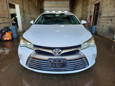 Reliable 2016 Toyota Camry LE – Run & Drive