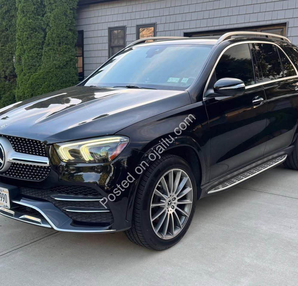 Luxury Awaits: 2020 Mercedes-Benz GLE 350 4MATIC Ready to Drive