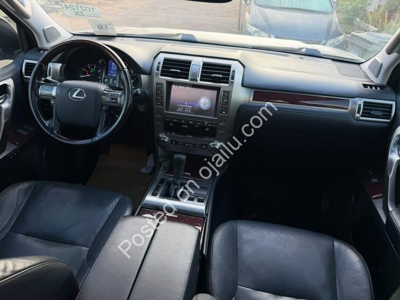 2018 Lexus GX460 Luxury – Silver on Black, Extremely Clean