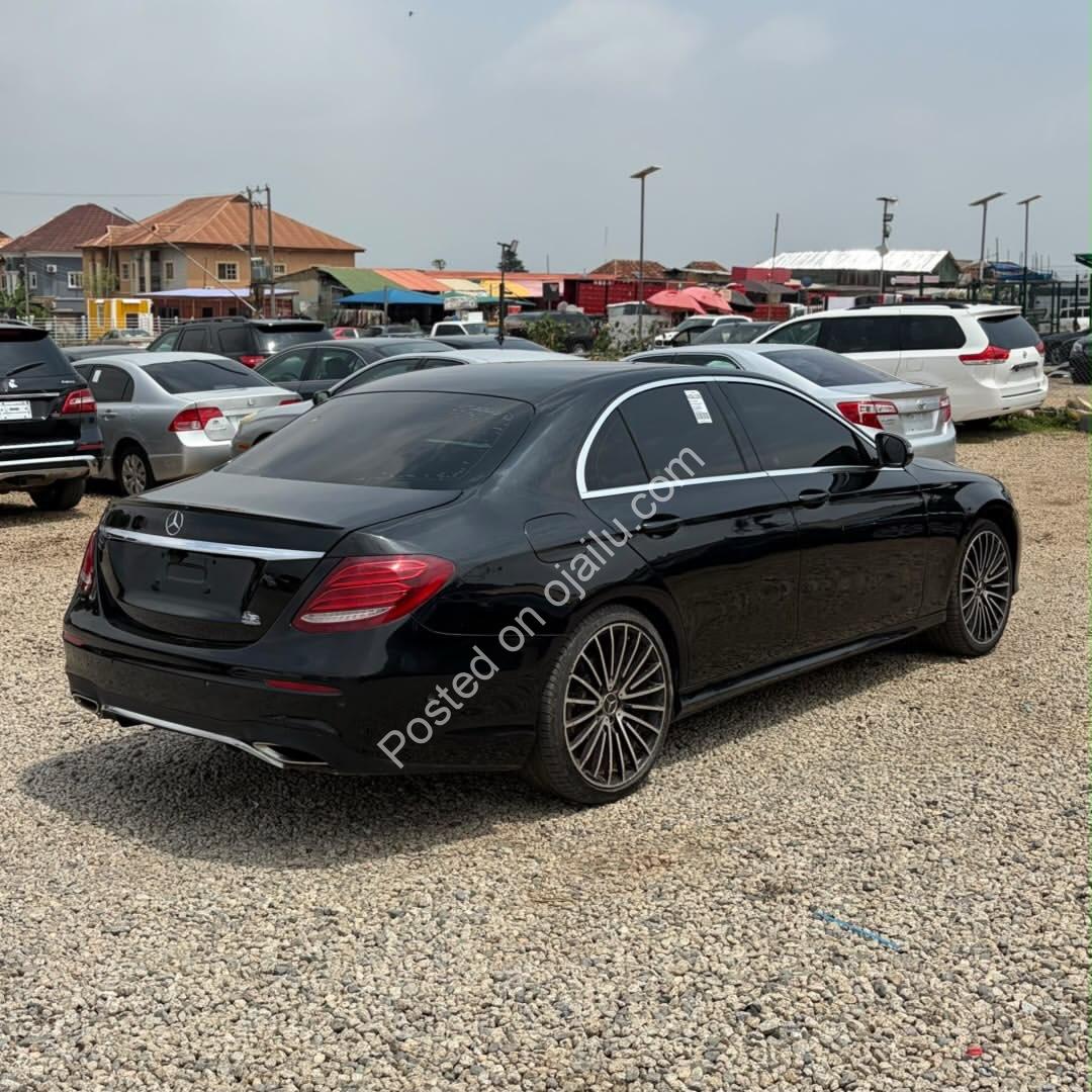 2017 Mercedes E300 4MATIC – Executive Luxury Defined