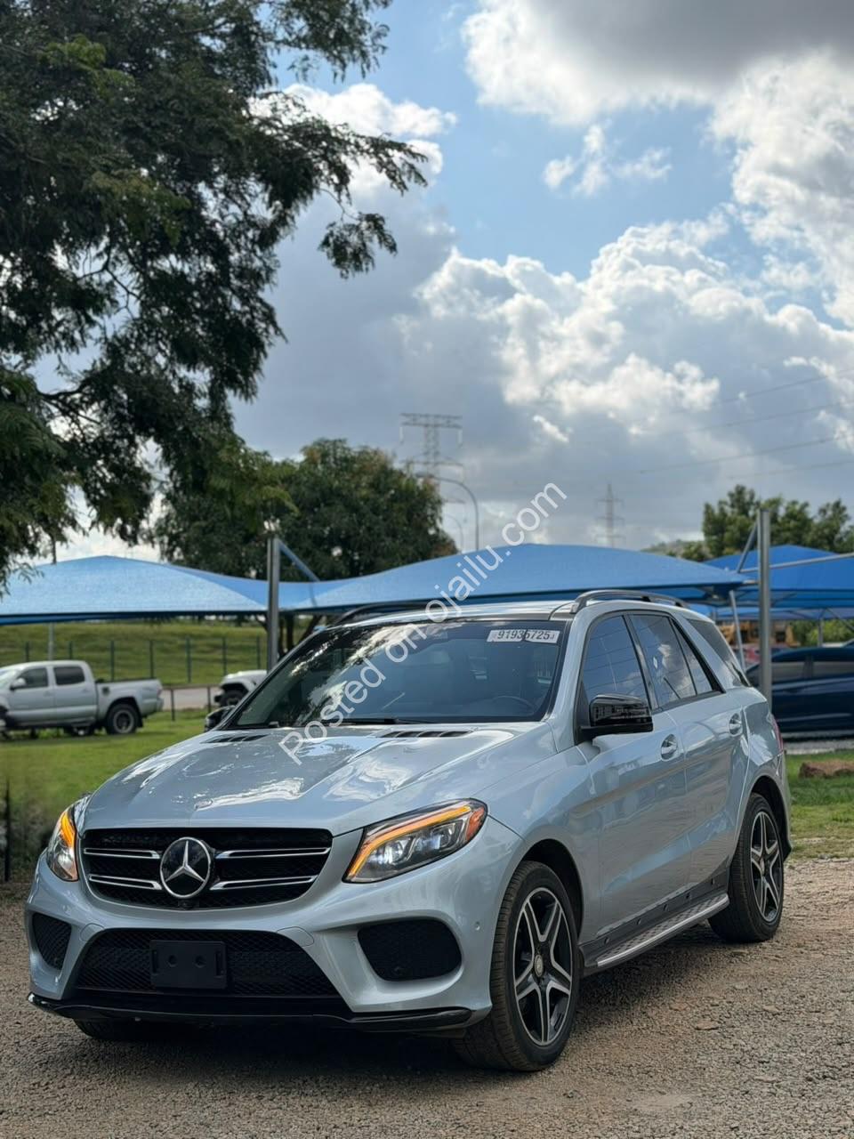 2017 Mercedes GLE400: Loaded Luxury SUV, 360° Cam