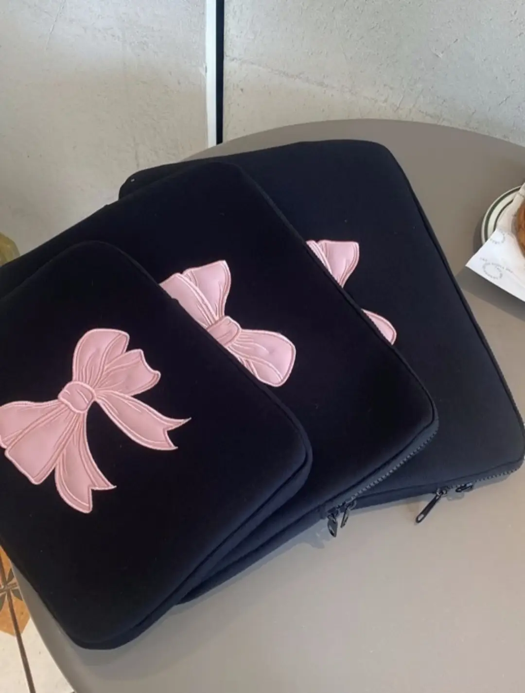 Stylish Bow Tie Laptop & iPad Sleeve – Slim Padded Protection