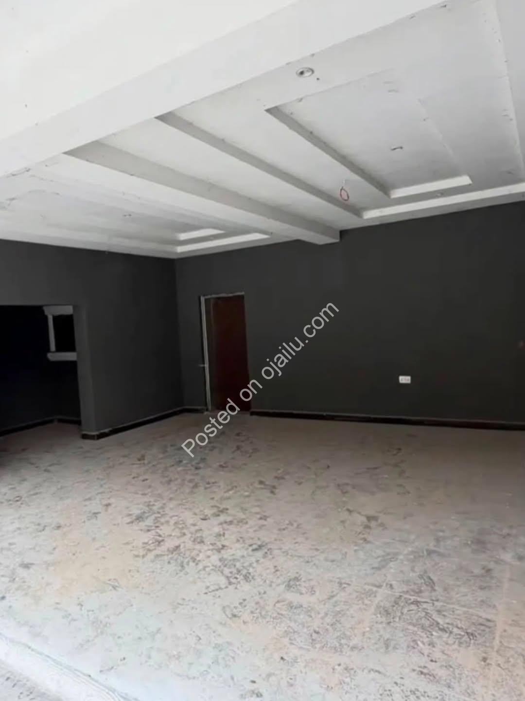 Live Grandly in Guzape: 5-Bed Terrace Duplex + BQ