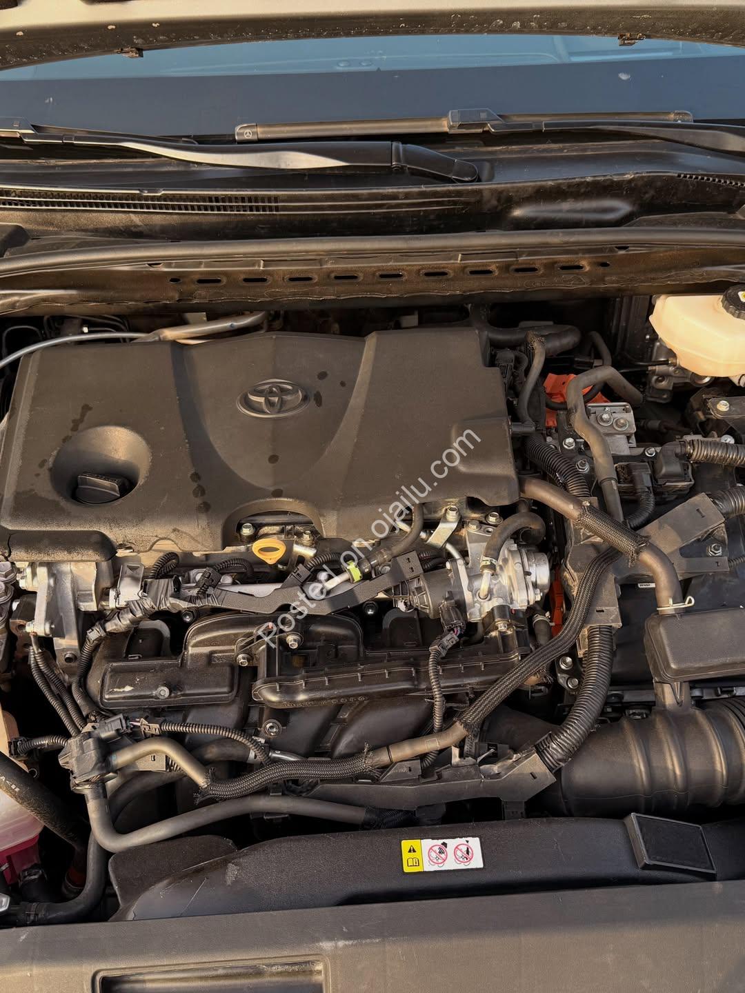 2025 Toyota Camry XSE Hybrid: Luxury Meets Efficiency