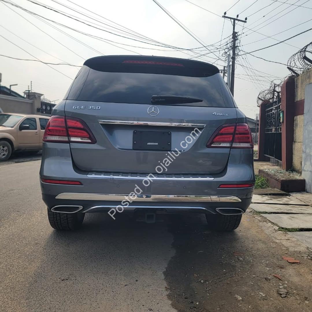 2018 Mercedes-Benz GLE350 AMG: 360 Camera, Black Leather, Pristine