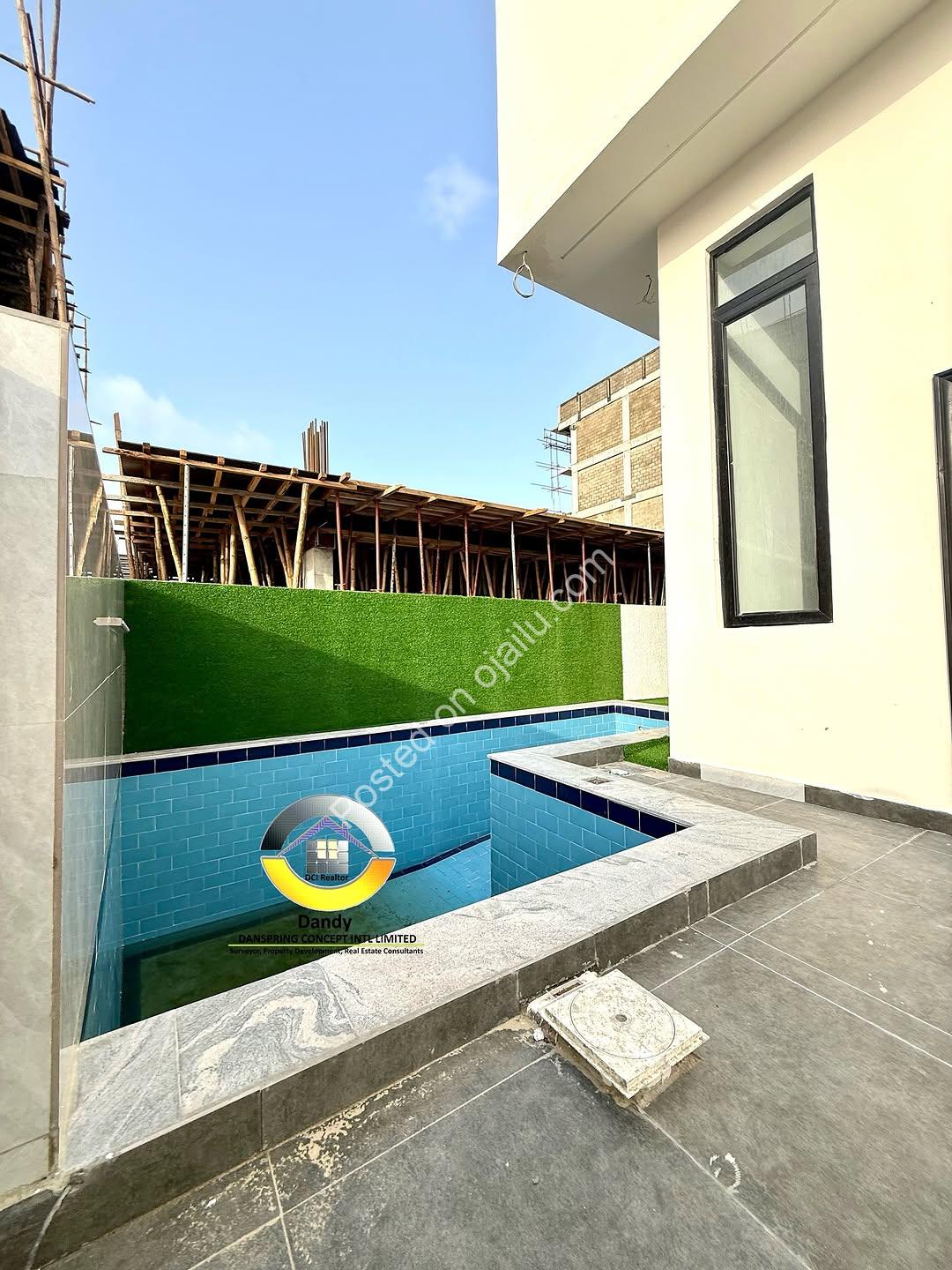 Live Royally: 5-Bed Lekki Duplex With Cinema & Pool