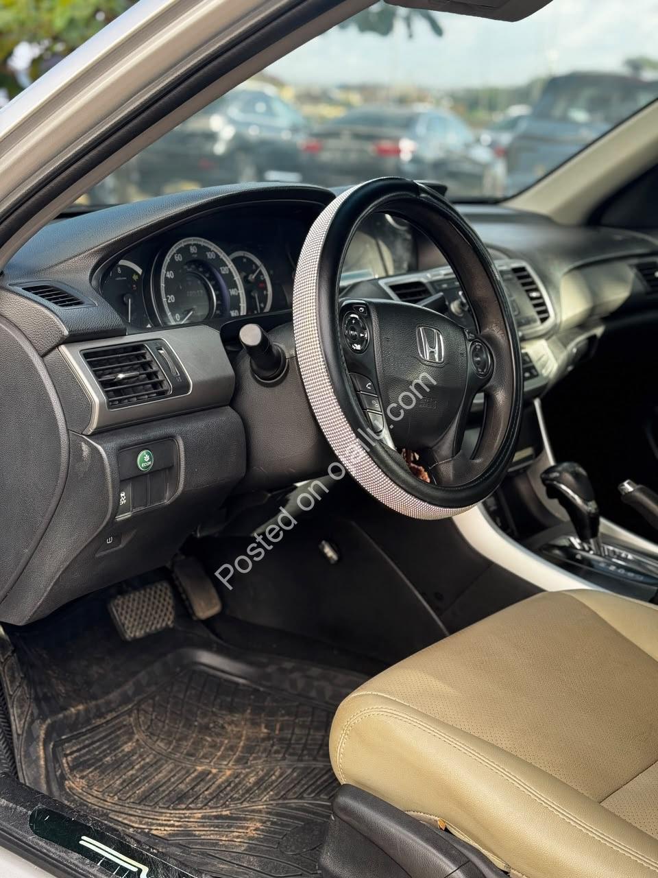 Loades 2013 Honda Accord LX – Sharp, Local Used!