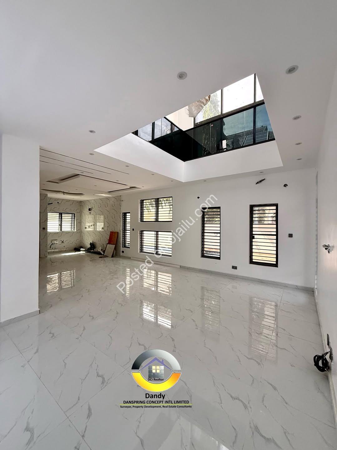 Chevron Lekki: 4-Bed Duplex + Pool, Fully Ensuite