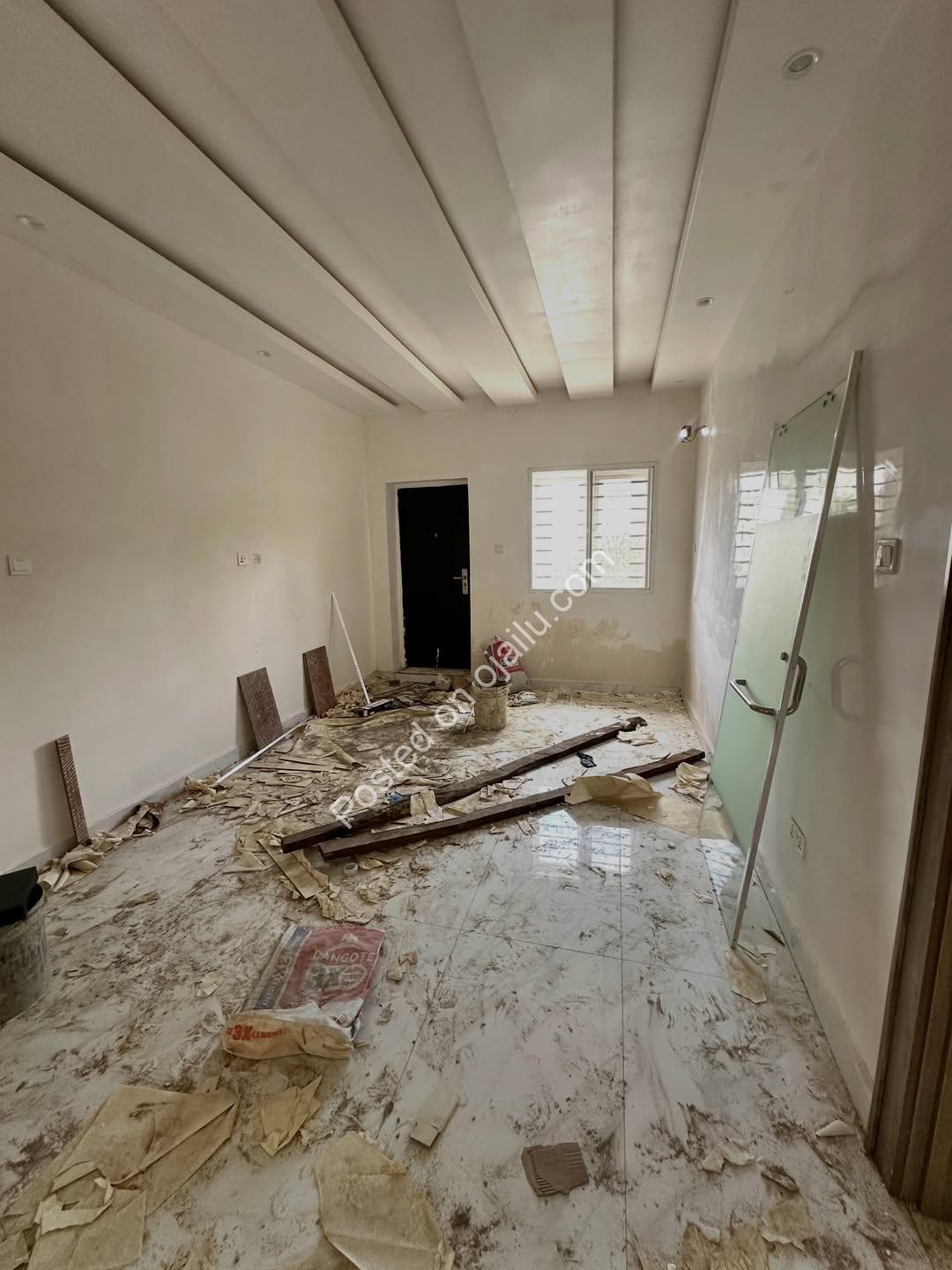 Spacious 5-Bed Duplex + BQ in Serene Galadimawa Estate