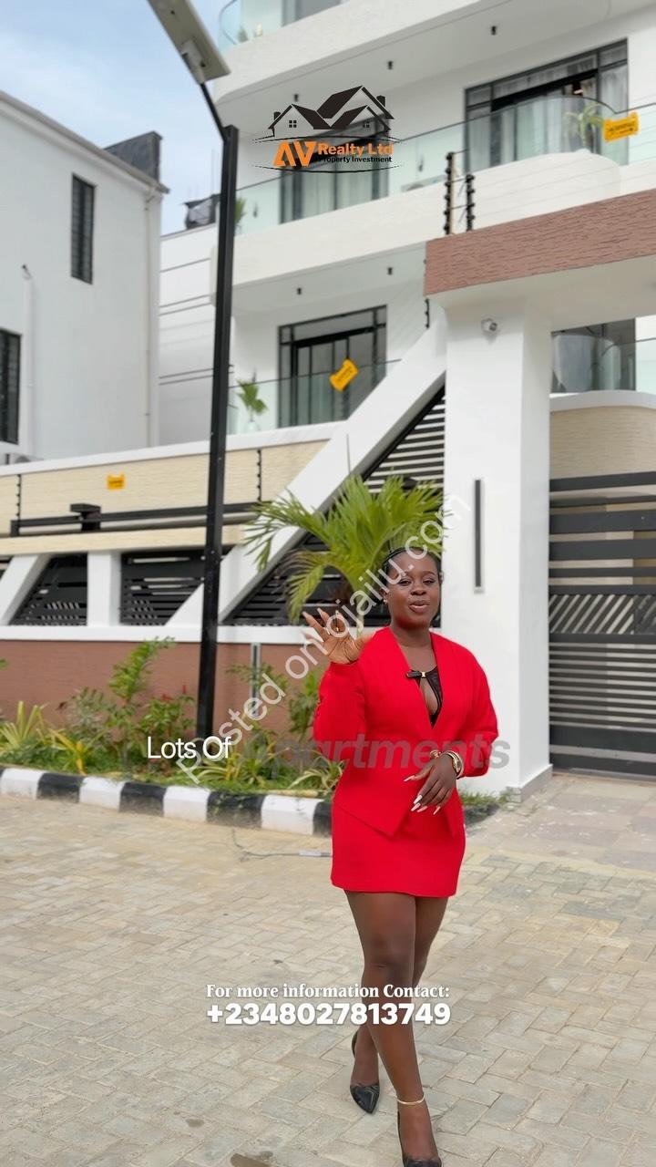 Live Royally in Lekki Phase 1: Pool, Gym & Concierge