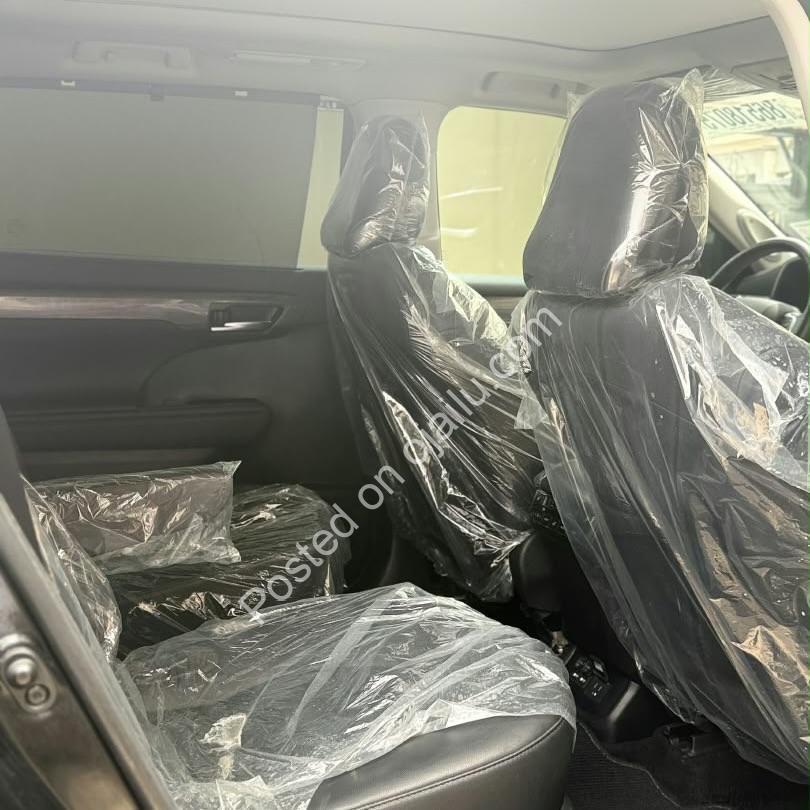 2021 Toyota Highlander Platinum AWD – Blacked-Out Luxury, Priced to Move