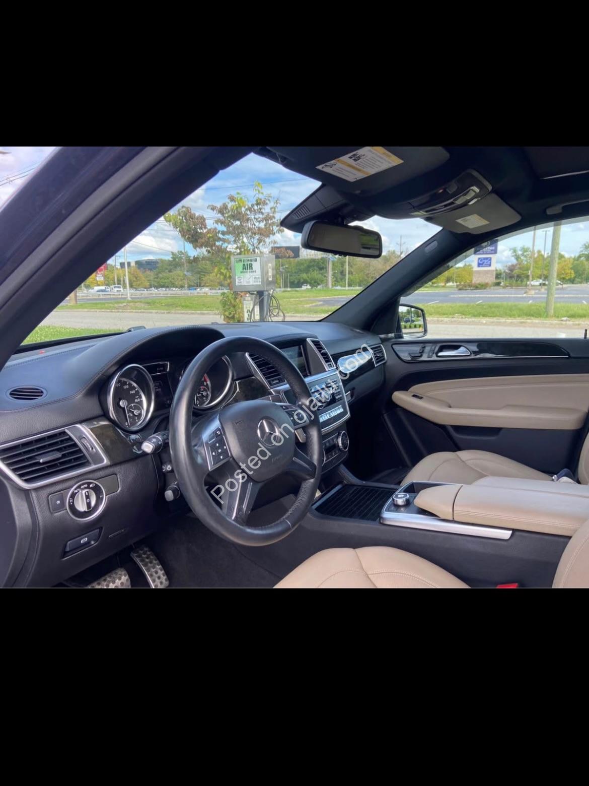 Loaded 2015 Mercedes ML400 4Matic – Accident-Free Luxury Awaits