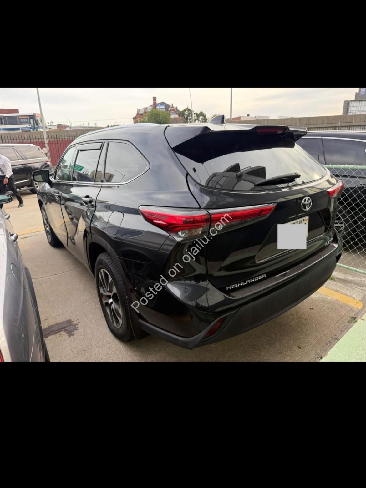 2020 Toyota Highlander XLE AWD: Clean Title Gem