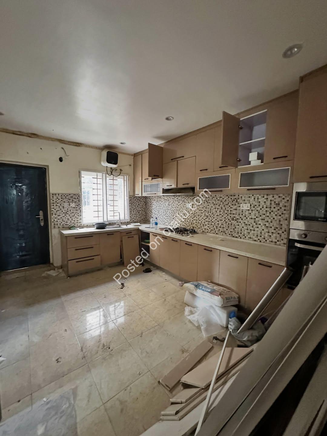 Spacious 5-Bed Duplex + BQ in Serene Galadimawa Estate