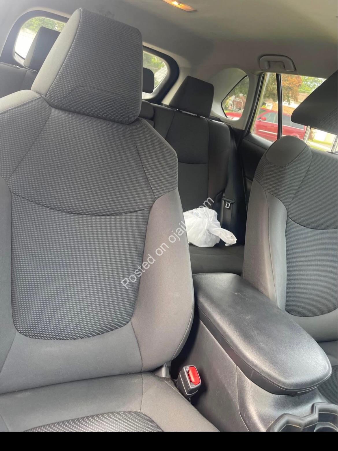 2020 Toyota RAV4 LE – Clean Title, Accident Free!