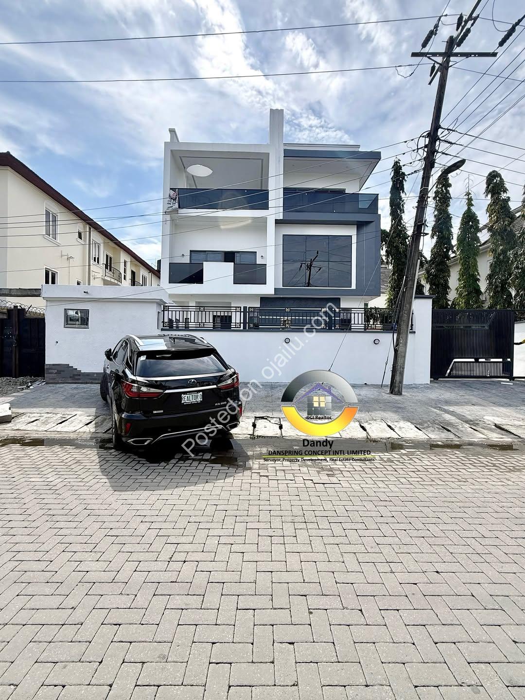 Chevron Lekki: 4-Bed Duplex + Pool, Fully Ensuite
