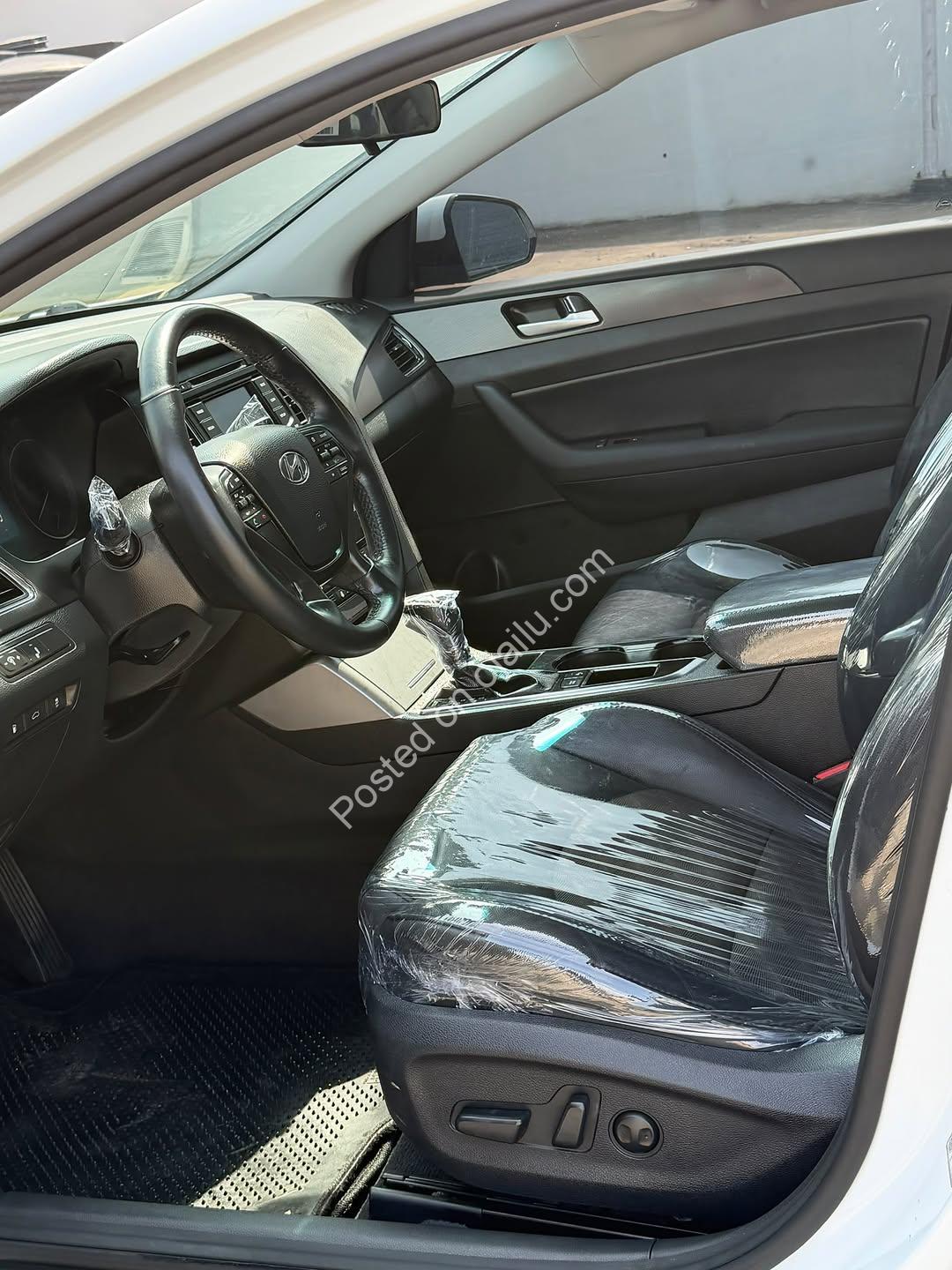 2015 Hyundai Sonata Sport: Panoramic Roof, Nav, Must-See!