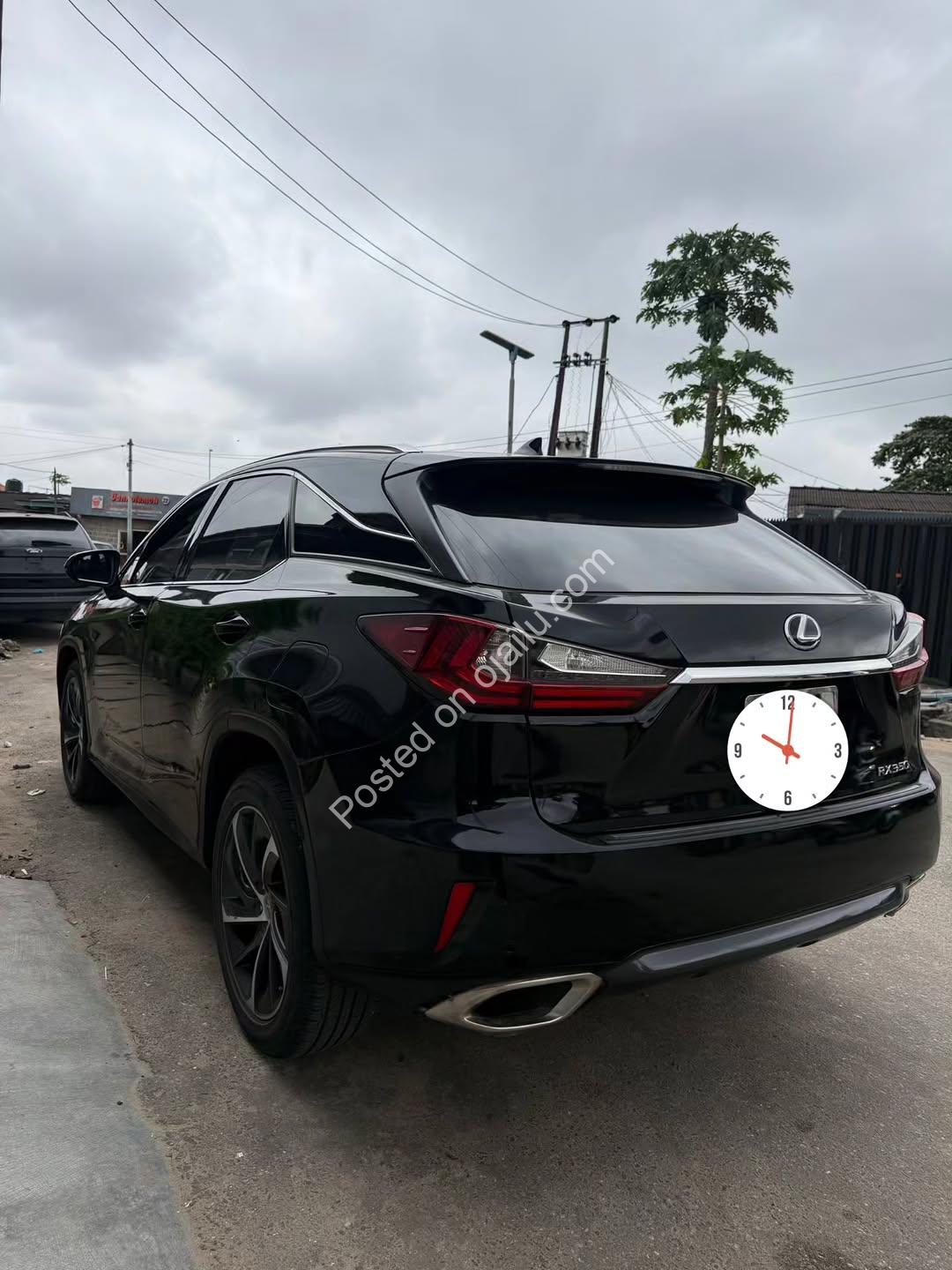 2016 Lexus RX350 – Loaded, Panoramic Roof, HUD, Thumbstart